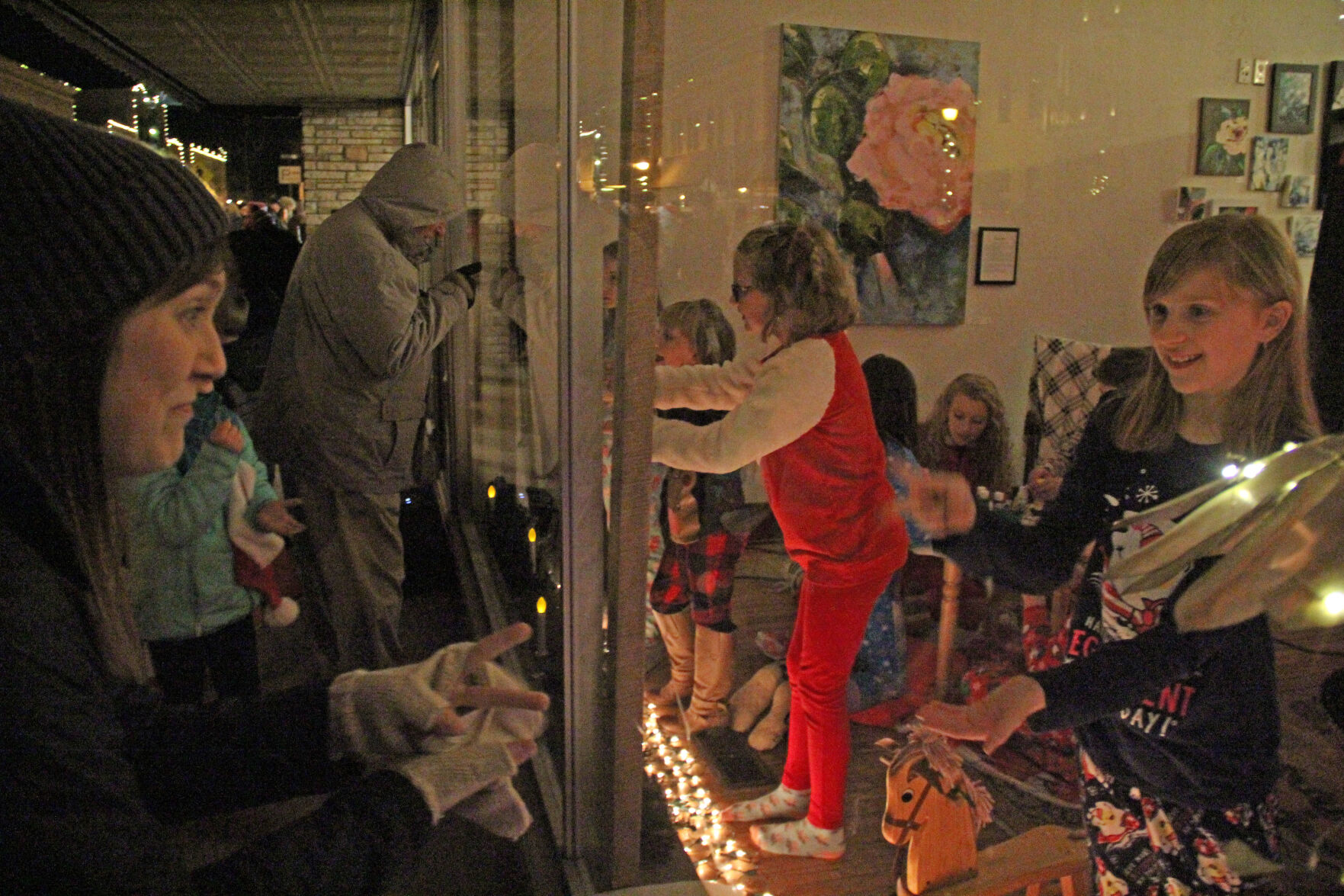 Dickens Living Windows